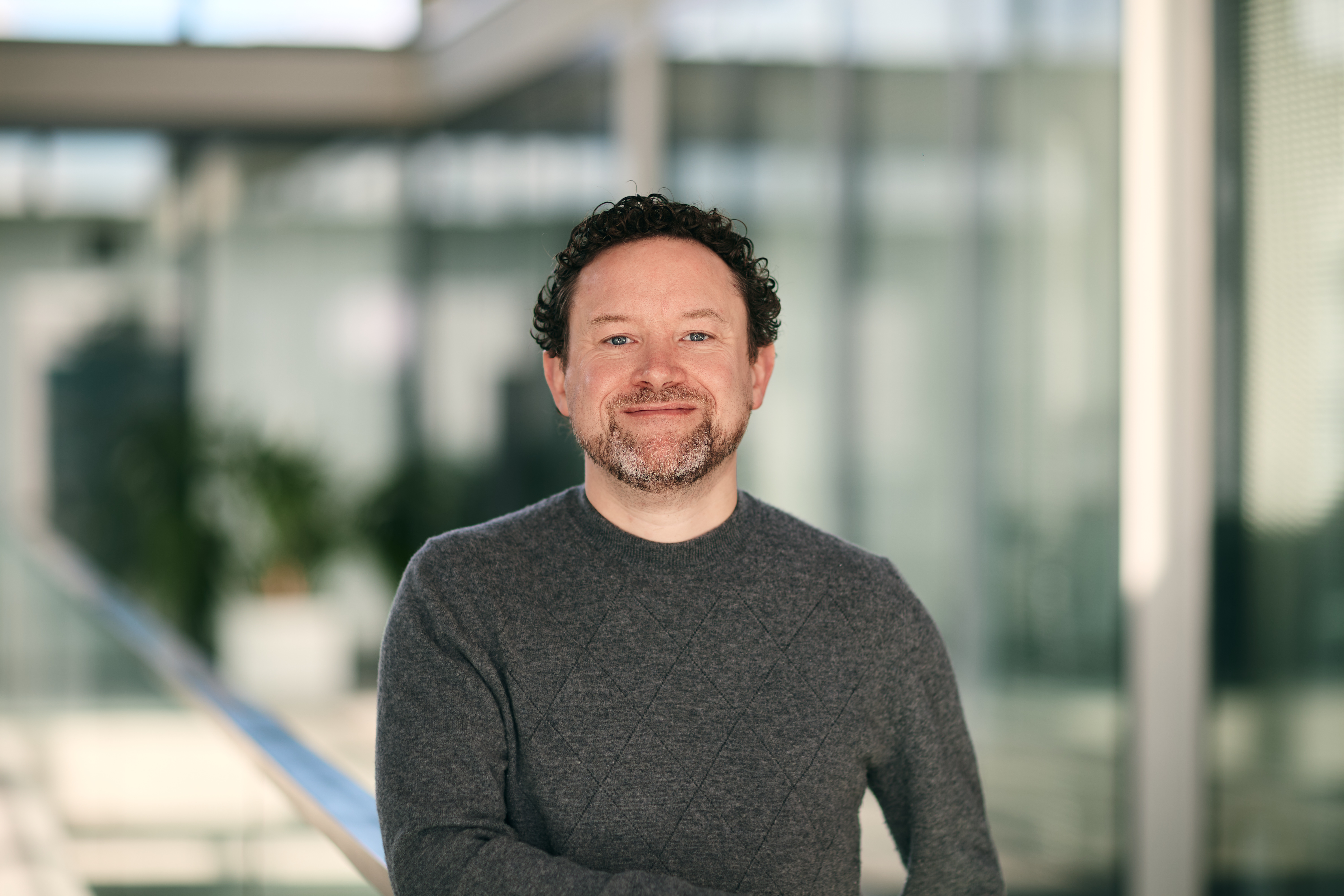 Andrew Elliott | Department of Economics