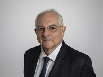 Headshot of Martin Wolf