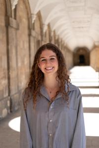 Katherine Graddy headshot
