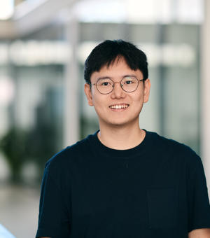 Headshot of Dimin Liu